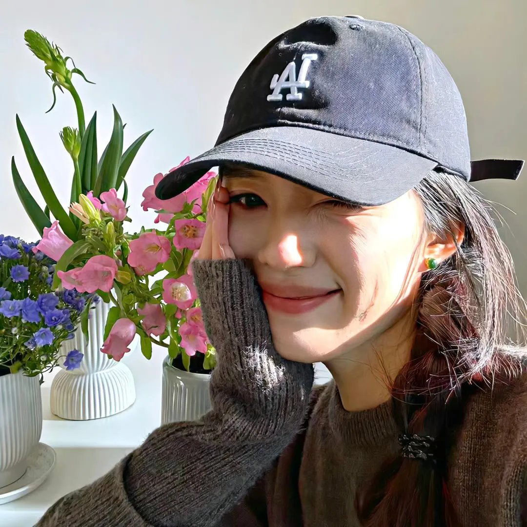 锁住有情天